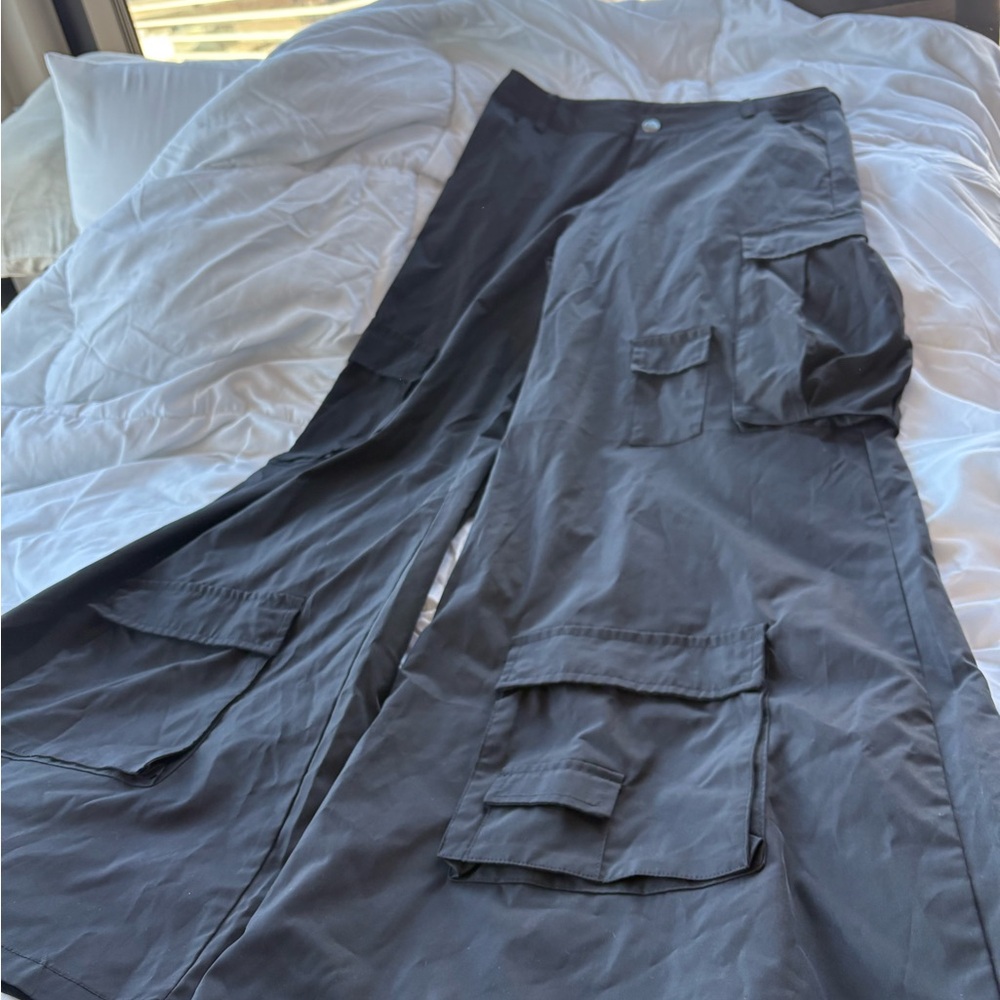 Fashion Nova Black Cargo Pants